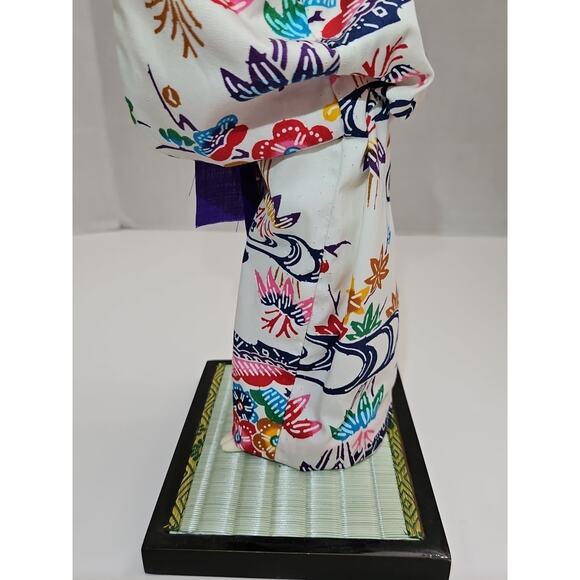 Vintage Japanese Ryukyu Geisha Doll 14" Traditional Female Figure in Kimono - Picture 7 of 16